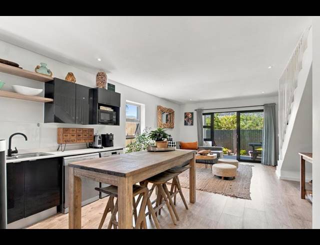 3 BEDROOM PROPERTY TO RENT IN BEACH ESTATE